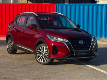 Nissan  Kicks  2022  Automatic  55,000 Km  4 Cylinder  Front Wheel Drive (FWD)  SUV  Red  With Warranty