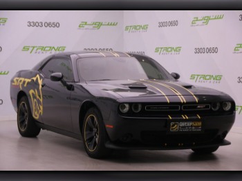 Dodge  Challenger  2019  Automatic  88,000 Km  6 Cylinder  Rear Wheel Drive (RWD)  Coupe / Sport  Black