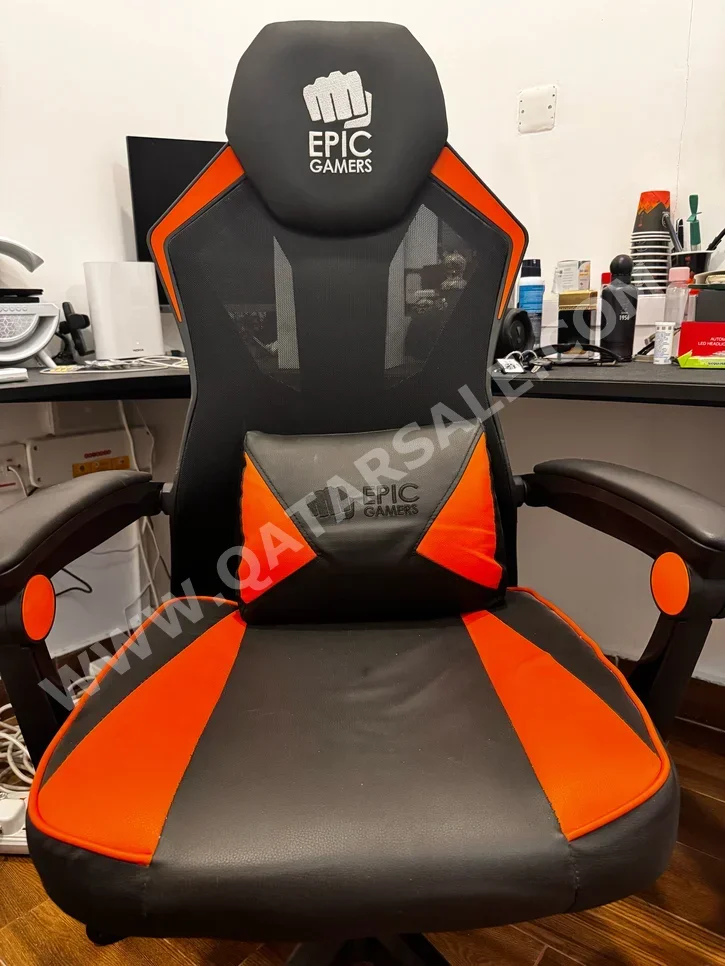 Desk Chairs - Gaming Chair  - Black