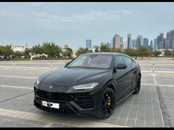 Lamborghini  Urus  2019  Automatic  98,000 Km  8 Cylinder  Four Wheel Drive (4WD)  SUV  Black  With Warranty