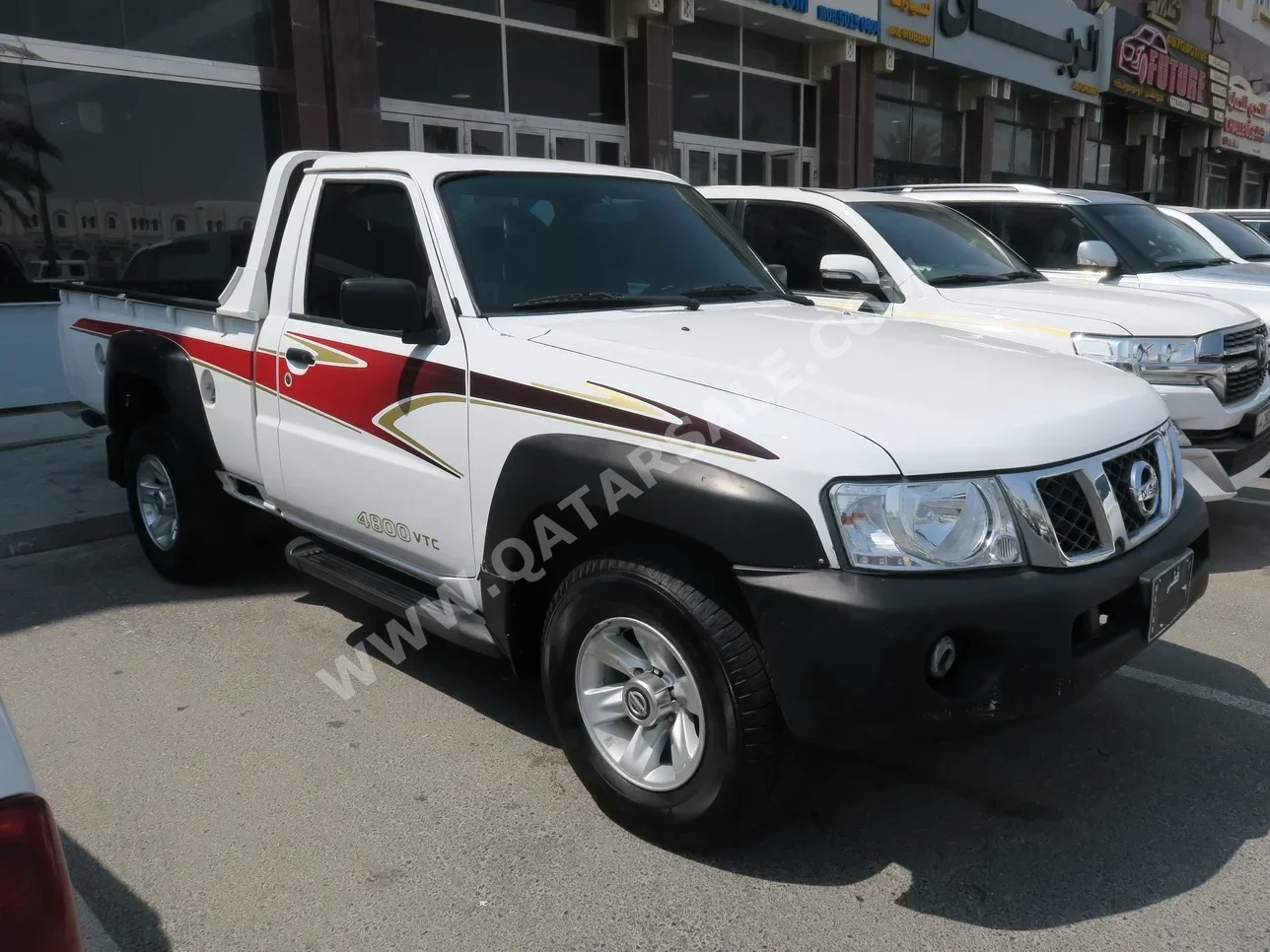 Nissan  Patrol  Pickup  2017  Manual  168,000 Km  4 Cylinder  Four Wheel Drive (4WD)  Pick Up  White