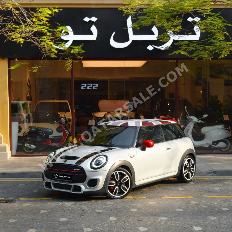 Mini  Cooper  JCW  2021  Automatic  66,270 Km  4 Cylinder  Front Wheel Drive (FWD)  Hatchback  White