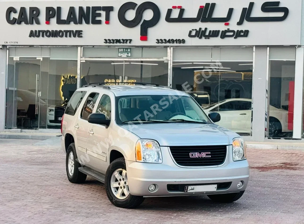 جي ام سي  يوكون  2010  اوتوماتيك  299,000 كم  8 سلندر  دفع رباعي  اس يو في  فضي