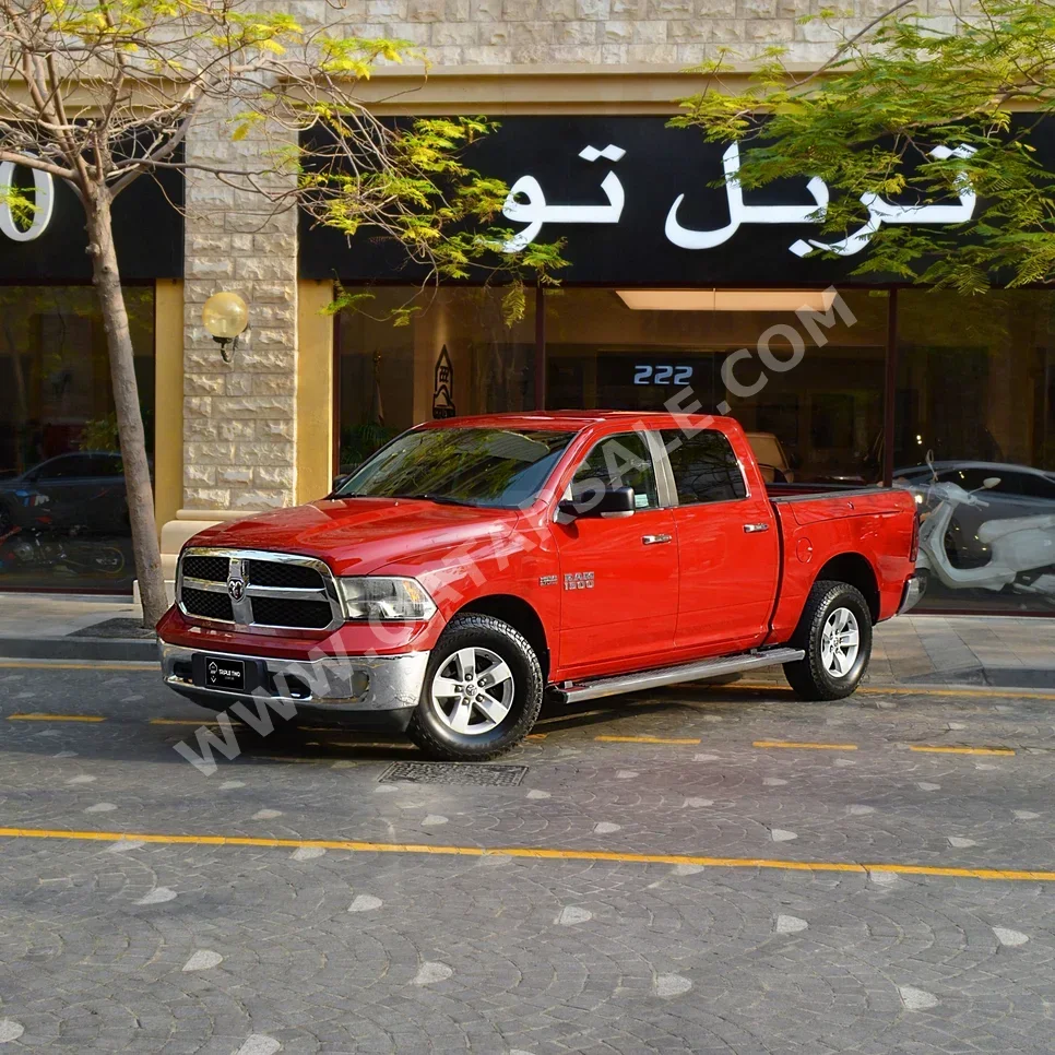 دودج  رام  1500  2017  اوتوماتيك  248,800 كم  6 سلندر  دفع رباعي  بيكب  أحمر