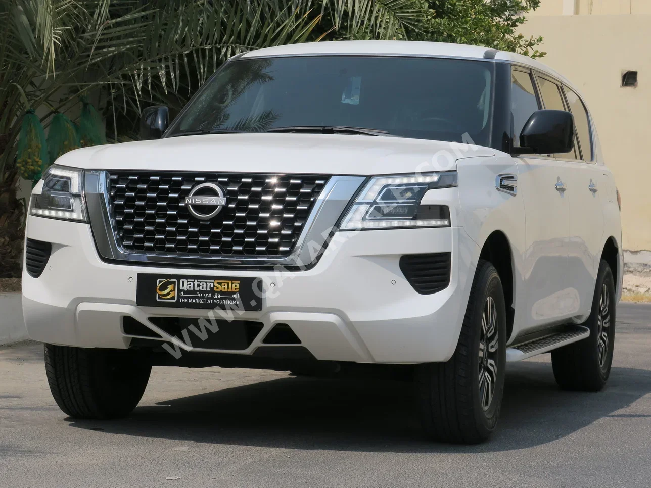 Nissan  Patrol  2022  Automatic  57,000 Km  6 Cylinder  Four Wheel Drive (4WD)  SUV  White  With Warranty