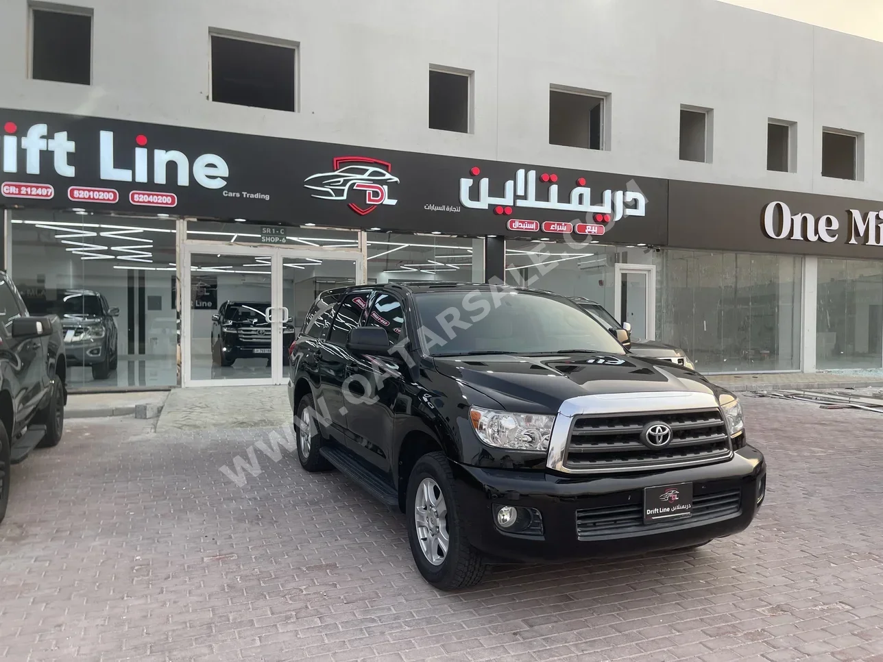 تويوتا  سكويا  2013  اوتوماتيك  390,000 كم  8 سلندر  دفع رباعي  اس يو في  أبيض