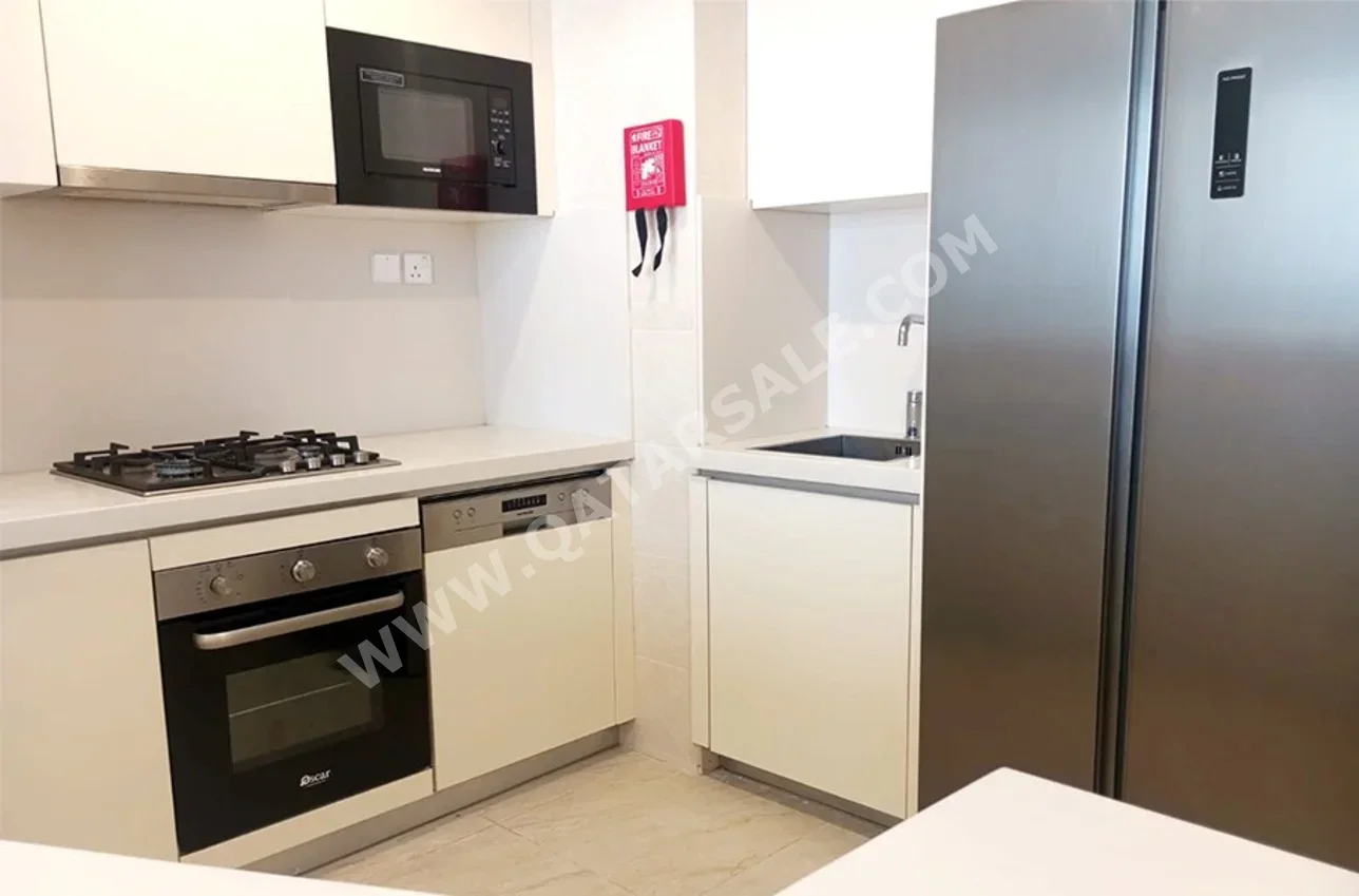 1 غرف نوم  شقة  للايجار  في لوسيل -  جبل ثعيلب  غير مفروشة