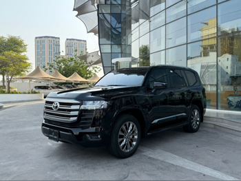 تويوتا  لاند كروزر  جي اكس ار توين توربو  2024  اوتوماتيك  10,000 كم  6 سلندر  دفع رباعي  اس يو في  أسود  تحت الضمان