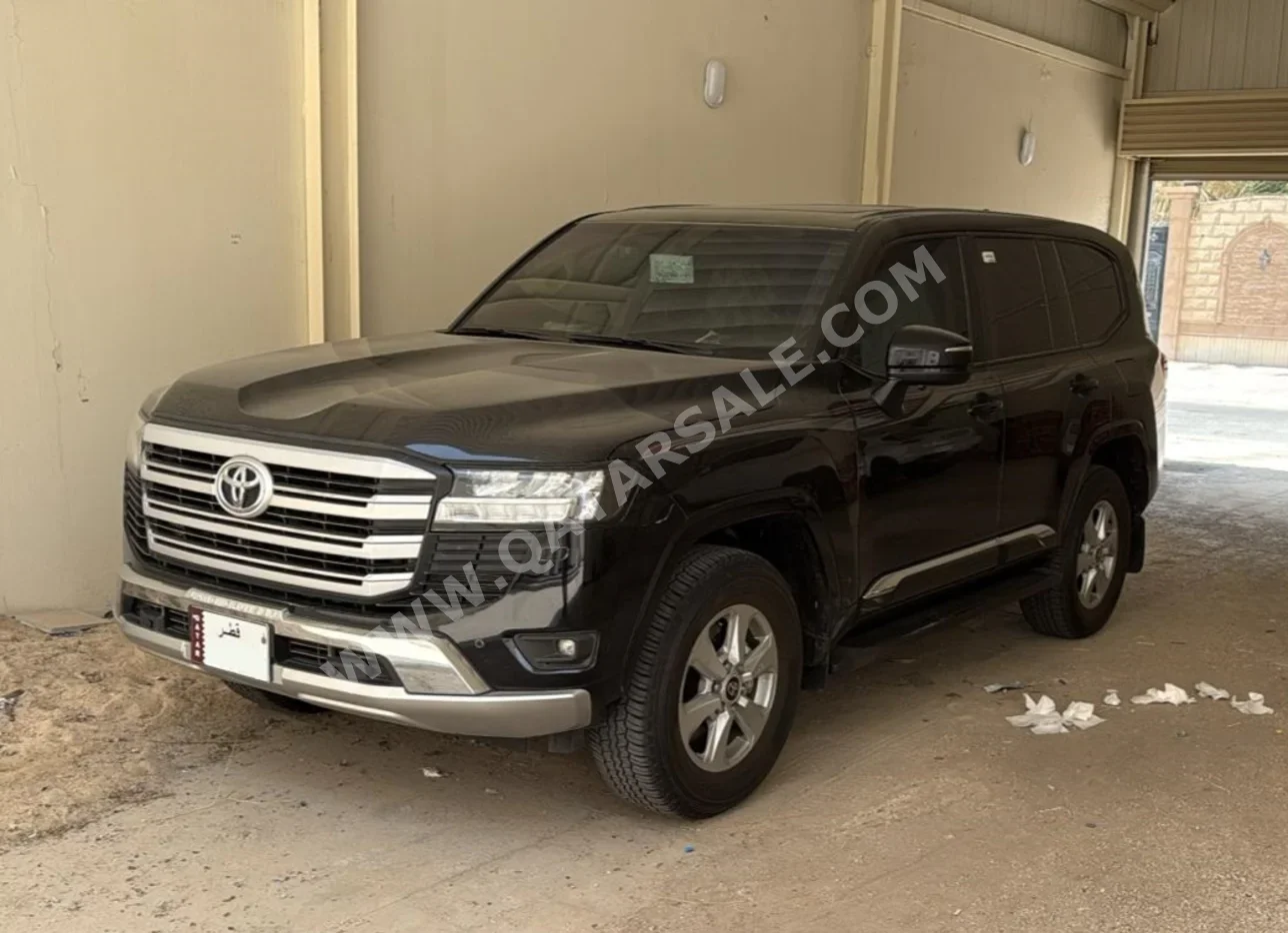 Toyota  Land Cruiser  GXR Twin Turbo  2024  Automatic  18,000 Km  6 Cylinder  Four Wheel Drive (4WD)  SUV  Black  With Warranty