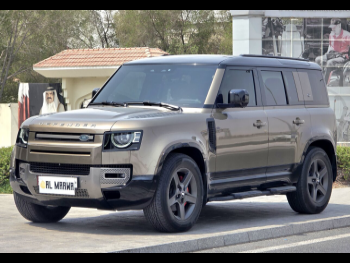Land Rover  Defender  110 SE  2020  Automatic  130,000 Km  6 Cylinder  Four Wheel Drive (4WD)  SUV  Gold