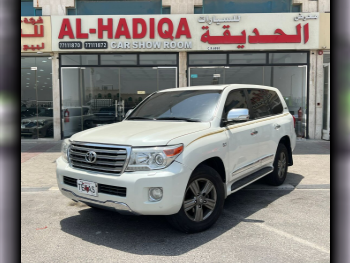 Toyota  Land Cruiser  VXR  2015  Automatic  430,000 Km  8 Cylinder  Four Wheel Drive (4WD)  SUV  White