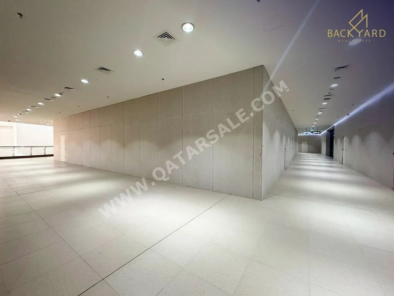 Warehouses & Stores - Umm Salal  - Umm Al Amad  -Area Size: 186 Square Meter