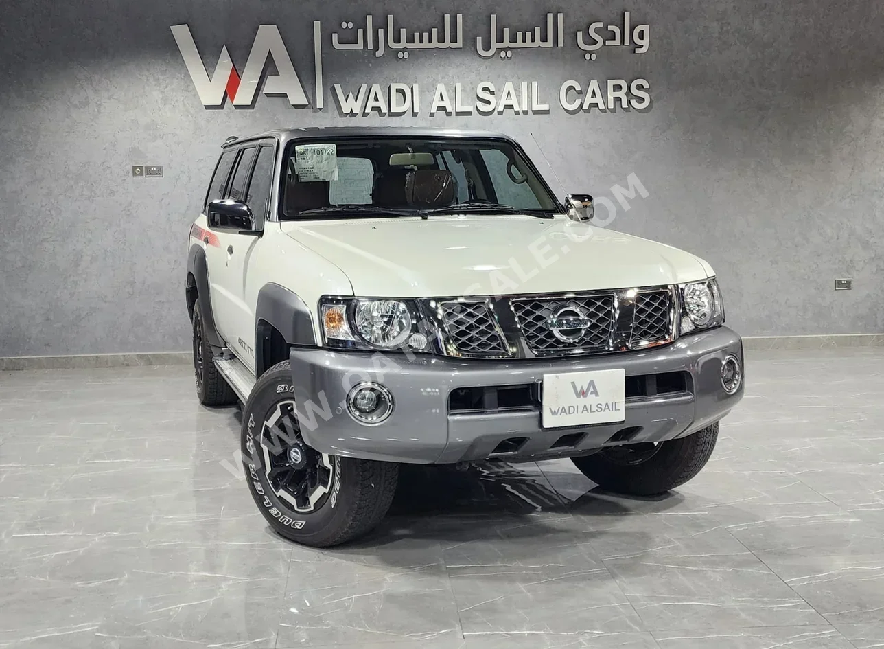 Nissan  Patrol  Super Safari  2022  Automatic  19,000 Km  6 Cylinder  Four Wheel Drive (4WD)  SUV  White