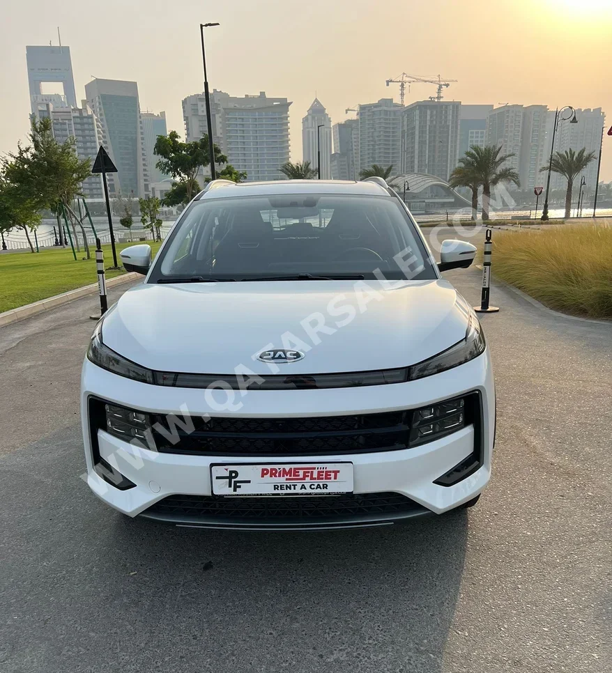 Jac  JS6 - Luxury  4 Cylinder  Lexury  White  2026