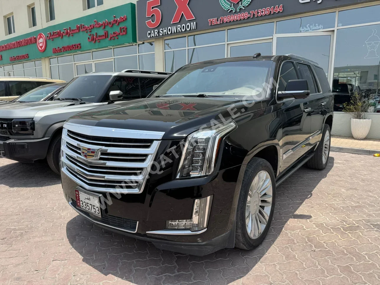 Cadillac  Escalade  2019  Automatic  102,000 Km  8 Cylinder  Four Wheel Drive (4WD)  SUV  Black