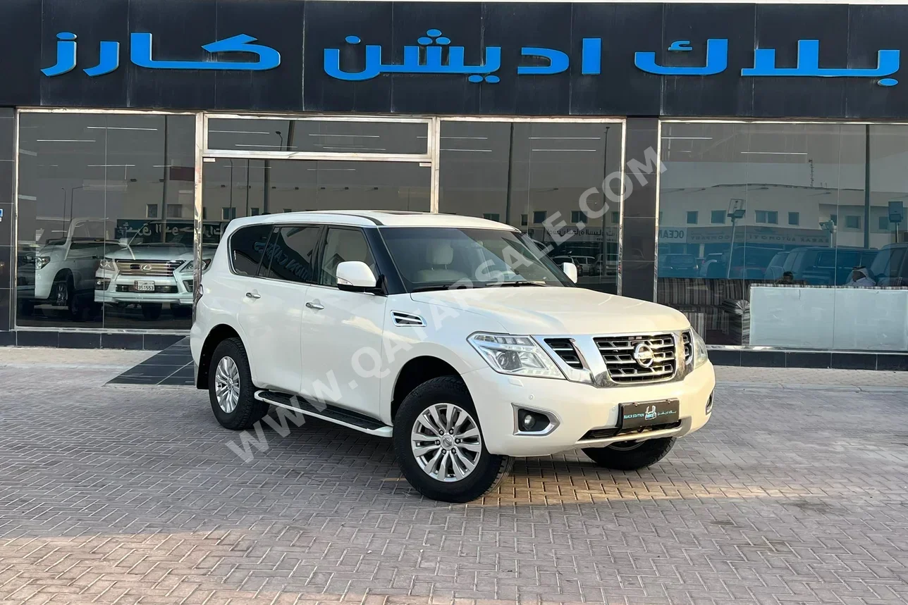 Nissan  Patrol  SE  2017  Automatic  254,000 Km  6 Cylinder  Four Wheel Drive (4WD)  SUV  White