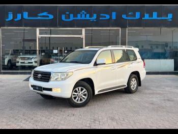 Toyota  Land Cruiser  GX  2011  Automatic  357,000 Km  6 Cylinder  Four Wheel Drive (4WD)  SUV  White