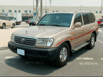Toyota  Land Cruiser  GX  2004  Automatic  8,000 Km  6 Cylinder  Four Wheel Drive (4WD)  SUV  Gold