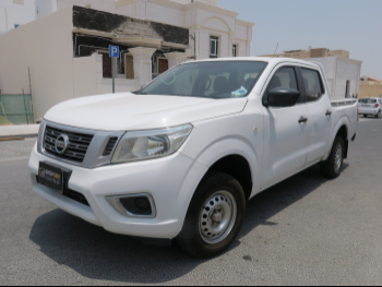 نيسان  نافارا  2016  عادي  146,000 كم  4 سلندر  دفع خلفي  بيكب  أبيض