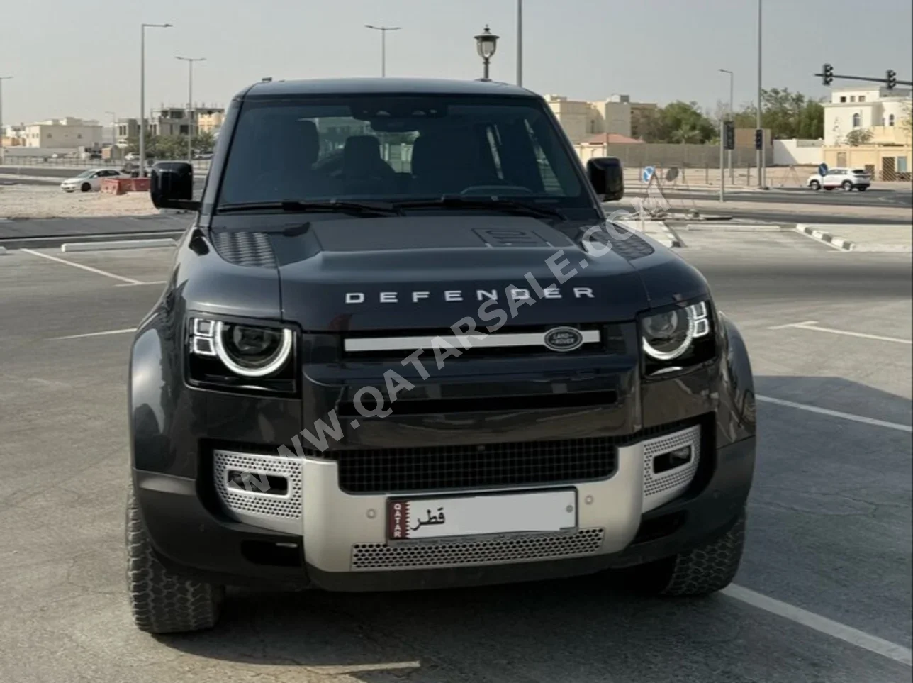 لاند روفر  ديفيندر  110 اس  2023  اوتوماتيك  52,000 كم  4 سلندر  دفع رباعي  اس يو في  رمادي كاربيثيان  تحت الضمان