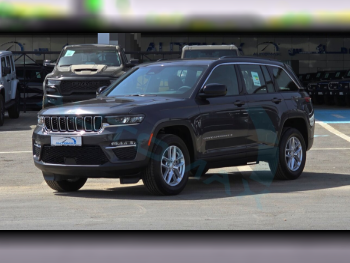 Jeep  Grand Cherokee  Laredo  2024  Automatic  12 Km  6 Cylinder  Four Wheel Drive (4WD)  SUV  Dark Gray  With Warranty