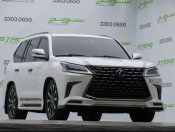Lexus  LX  570  2017  Automatic  175,000 Km  8 Cylinder  Four Wheel Drive (4WD)  SUV  White