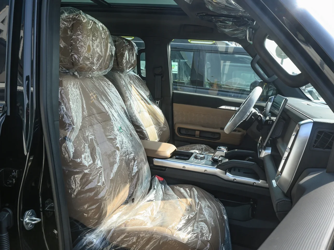 جيتور  تي 2  لكجري بلس  2026  اوتوماتيك  0 كم  4 سلندر  دفع رباعي  اس يو في  أسود  تحت الضمان