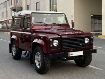 Land Rover  Defender  90  2015  Manual  550 Km  4 Cylinder  Four Wheel Drive (4WD)  SUV  Maroon