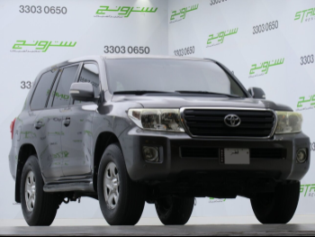 Toyota  Land Cruiser  G  2014  Automatic  352,000 Km  6 Cylinder  Four Wheel Drive (4WD)  SUV  Gray