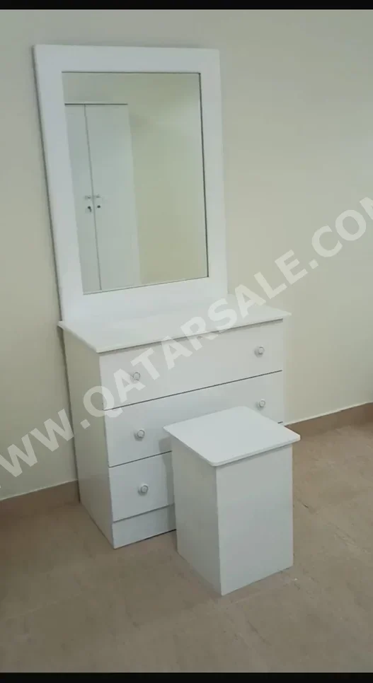 Bedroom Sets - 6 Pieces Set  - White