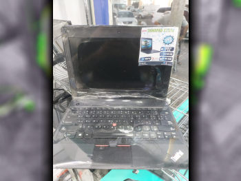 Laptops Lenovo  - ThinkPad  - Black  - Windows 10  - Intel  - Core i3  -Memory (Ram): 8 GB