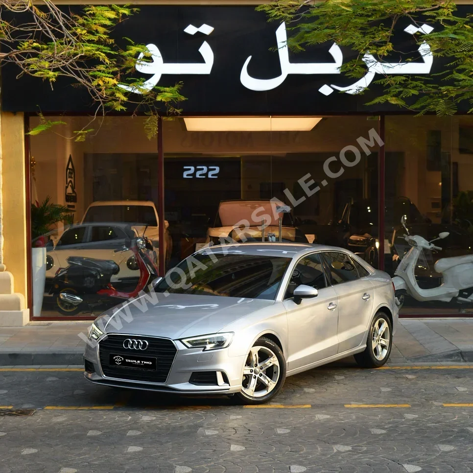 Audi  A3  2018  Automatic  98,550 Km  4 Cylinder  Front Wheel Drive (FWD)  Sedan  Silver