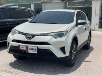 Toyota  Rav 4  2017  Automatic  84,000 Km  4 Cylinder  Four Wheel Drive (4WD)  SUV  White