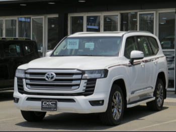 Toyota  Land Cruiser  GXR Twin Turbo  2025  Automatic  0 Km  6 Cylinder  Four Wheel Drive (4WD)  SUV  White  With Warranty