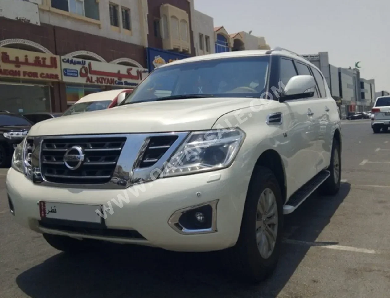 Nissan  Patrol  SE  2014  Automatic  360,000 Km  8 Cylinder  Four Wheel Drive (4WD)  SUV  White