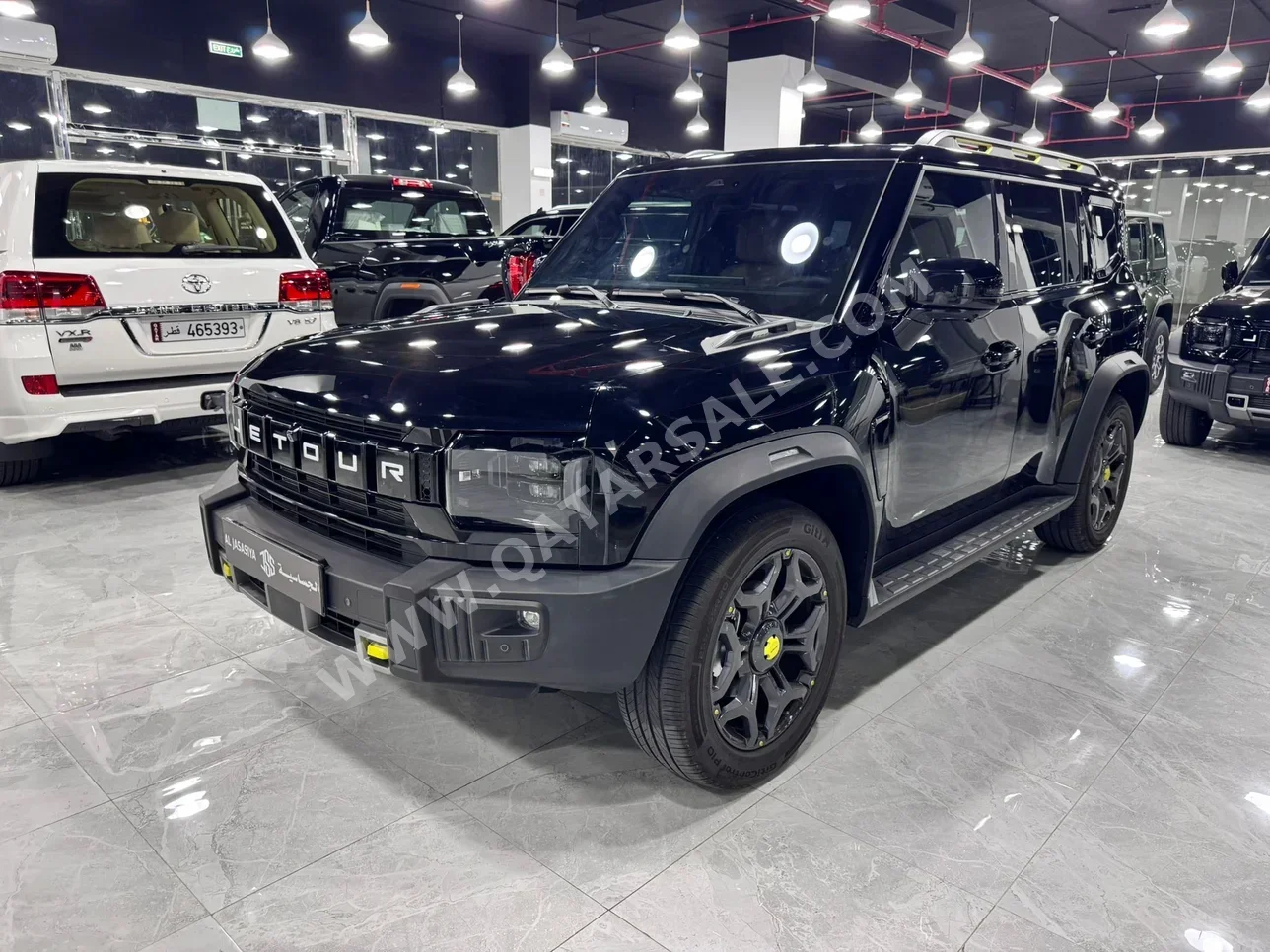 Jetour  T2  Luxury  2025  Automatic  9,700 Km  4 Cylinder  Four Wheel Drive (4WD)  SUV  Black  With Warranty