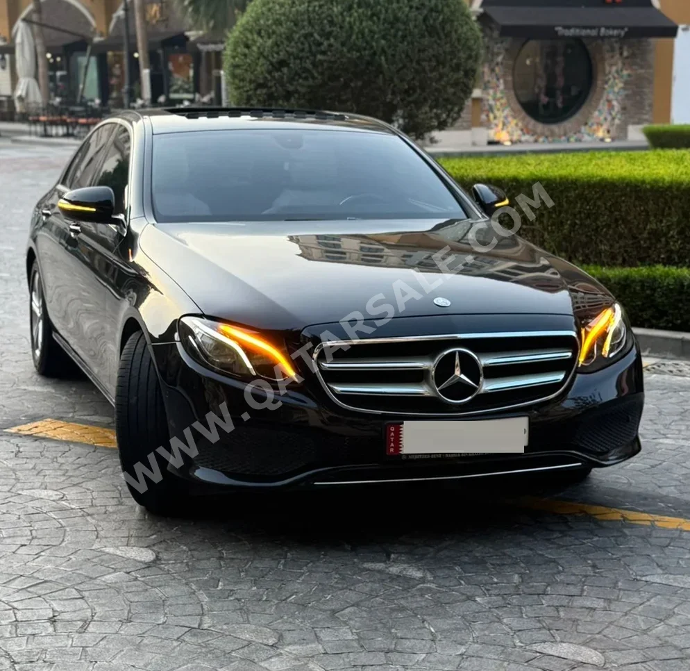 Mercedes-Benz  E-Class  200  2017  Automatic  93,000 Km  4 Cylinder  Rear Wheel Drive (RWD)  Sedan  Black