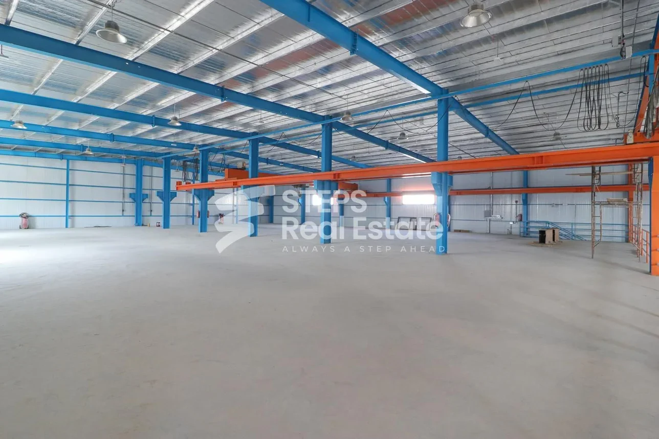 Warehouses & Stores - Al Wakrah  - Barkit Al Awamer  -Area Size: 4000 Square Meter