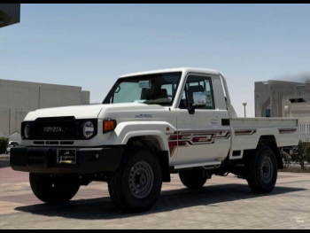 Toyota  Land Cruiser  LX  2025  Manual  0 Km  6 Cylinder  Four Wheel Drive (4WD)  Pick Up  White  With Warranty
