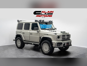 مرسيدس - بنز  جي - كلاس  جي 63 ايه ام جي جرونوس 4x4  2023  اوتوماتيك  9,000 كم  8 سلندر  دفع رباعي  اس يو في  رمادي