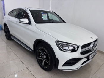 Mercedes-Benz  GLC  200  2021  Automatic  99,000 Km  4 Cylinder  Four Wheel Drive (4WD)  SUV  White