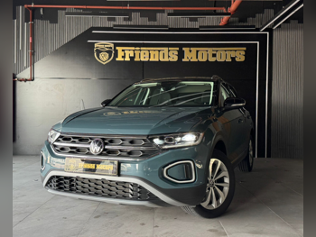 Volkswagen  T-Roc  2024  Automatic  39,000 Km  4 Cylinder  Four Wheel Drive (4WD)  SUV  Tiffany Blue  With Warranty