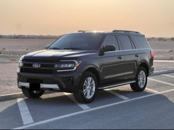 Ford  Expedition  XLT  2023  Automatic  12,000 Km  6 Cylinder  Four Wheel Drive (4WD)  SUV  Gray  With Warranty