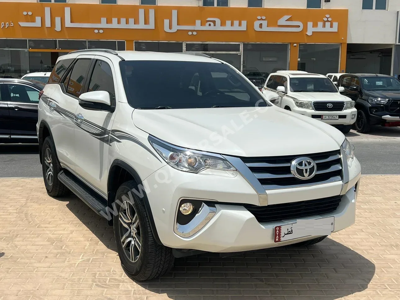 Toyota  Fortuner  2019  Automatic  207,000 Km  4 Cylinder  Four Wheel Drive (4WD)  SUV  White