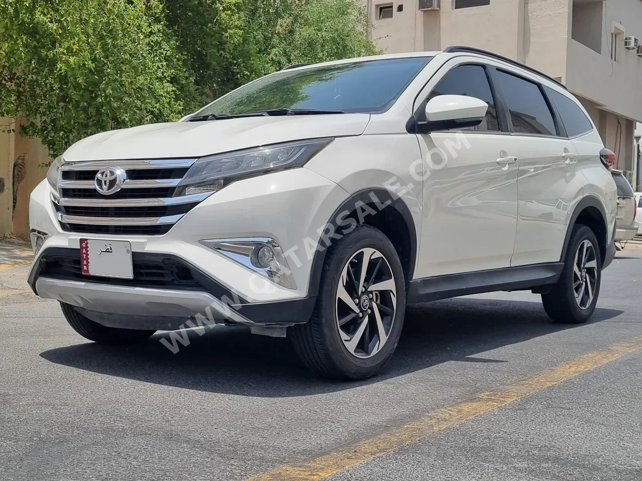 Toyota  Rush  2023  Automatic  62,000 Km  4 Cylinder  Front Wheel Drive (FWD)  SUV  White  With Warranty