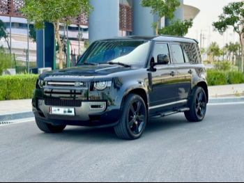 Land Rover  Defender  110 HSE  2025  Automatic  28,000 Km  6 Cylinder  Four Wheel Drive (4WD)  SUV  Black  With Warranty