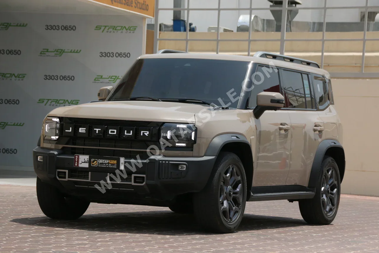 Jetour  T2  2024  Automatic  40,000 Km  4 Cylinder  Four Wheel Drive (4WD)  SUV  Beige  With Warranty