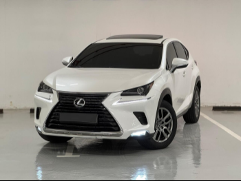 Lexus  NX  300  2018  Automatic  120,000 Km  4 Cylinder  Four Wheel Drive (4WD)  SUV  White