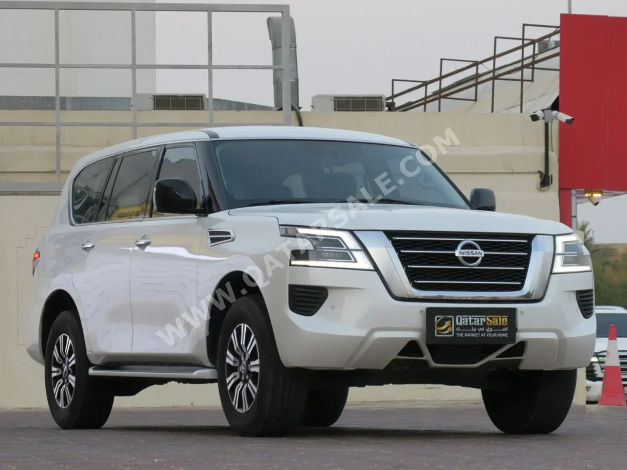Nissan  Patrol  XE  2020  Automatic  125,000 Km  6 Cylinder  Four Wheel Drive (4WD)  SUV  White  With Warranty