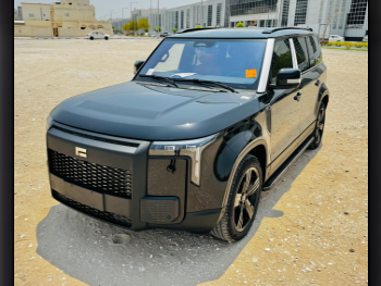 Rox Motor  Jishi  01  2025  Automatic  0 Km  4 Cylinder  All Wheel Drive (AWD)  SUV  Black  With Warranty
